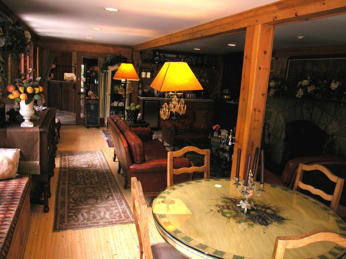 Fleur De Lac Europeran Inn Lake Arrowhead Exterior foto